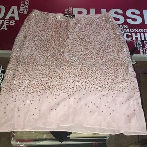 DKNY Stylish Skirt